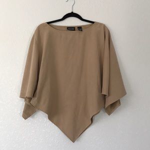 👚 New York and Company shawl top